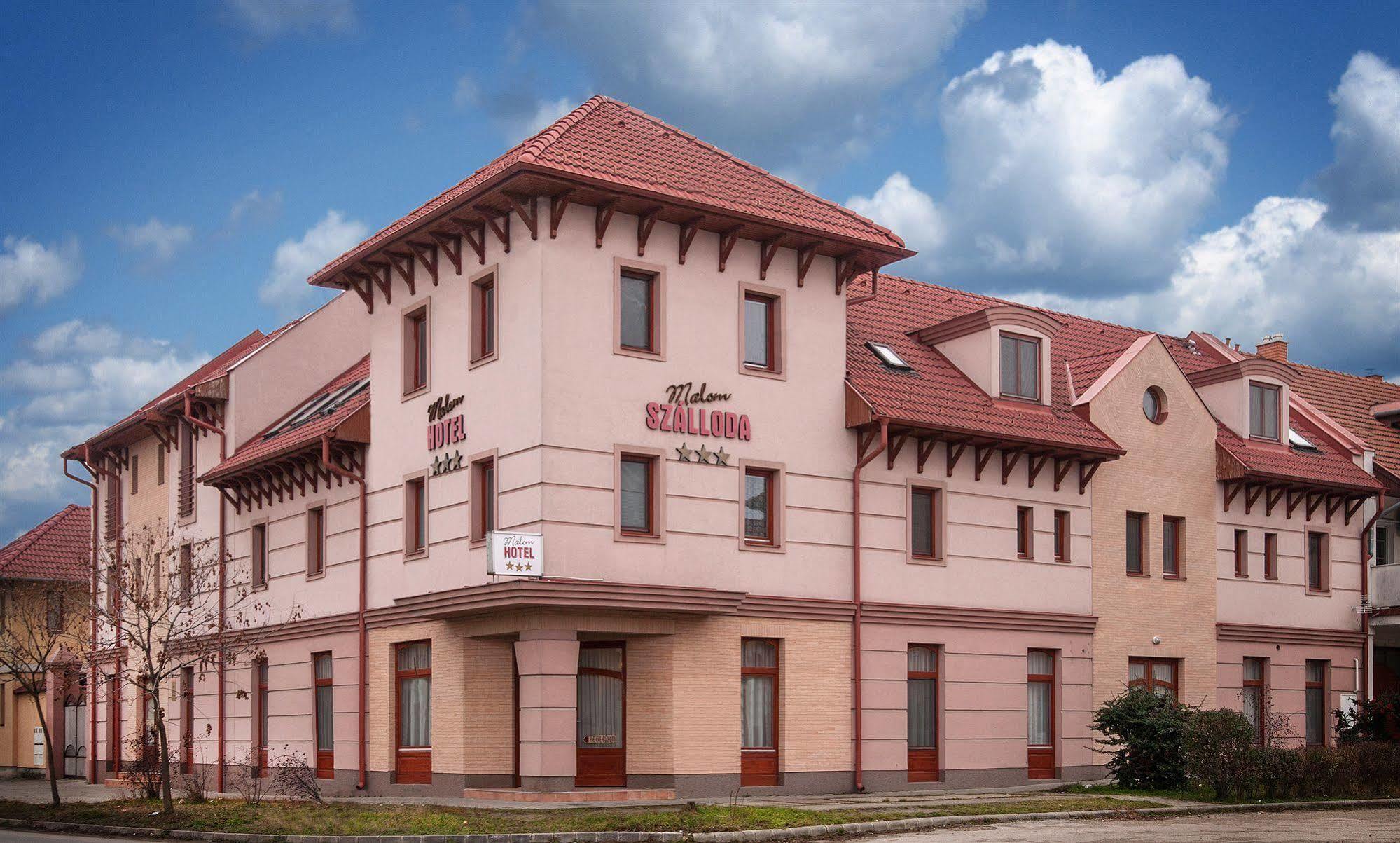 KiskunfélegyházaMalom Panzio住宿加早餐旅馆 外观 照片